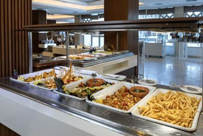 Buffet restaurant hot dishes at El Mouradi Palace Buffet restaurant hot dishes at El Mouradi Palace